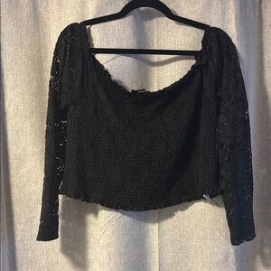 Forever 21 Black Lace Long Sleeve off the shoulder cropped nwot